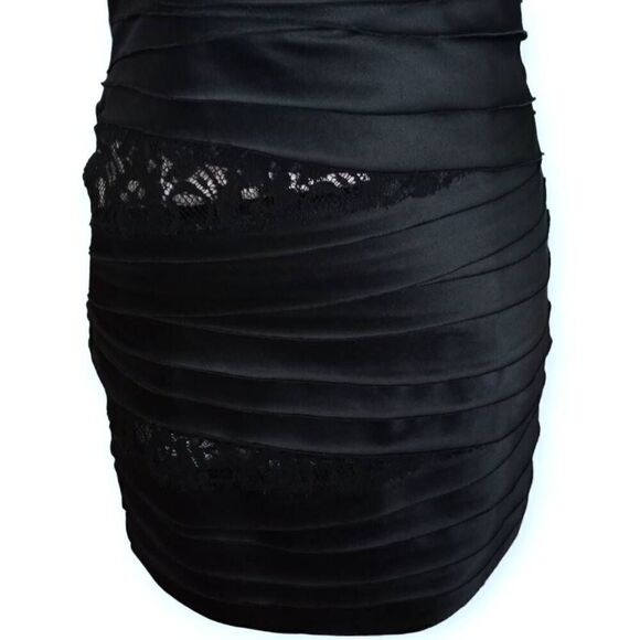 BEBE BLACK & NUDE STRAPLESS MINI DRESS SZ.S EUC - Picture 3 of 10